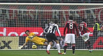 Milan-Juventus 1-0, Robinho dal dischetto regala il successo ai rossoneri