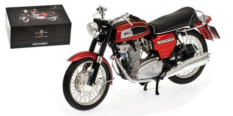BSA Rocket III 1968 Red by Minichamps BSA Rocket III 1968 Red by Minichamps