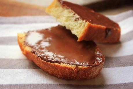 LA RICETTA DELLA DOMENICA: LA NUTELLA FATTA IN CASA