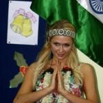 Paris Hilton in visita in India03