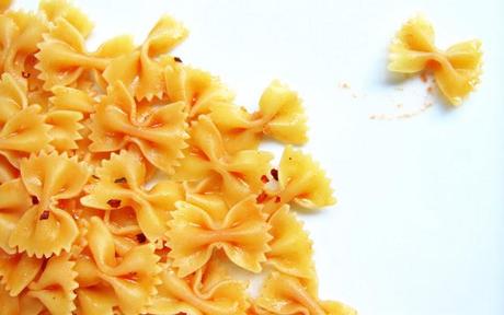 Pasta in Pentola a Pressione: Farfalle all'Arrabbiata