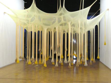 ernesto neto. le spezie si fanno arte. (paris)