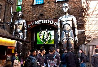 Do you know the CyberDog?? - Camden Town #1