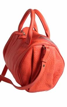 NEW TREND P/E 2013 NEW TREND P/E 2013