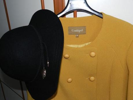 My new mustard coat -  So cool ! So Conbipel !