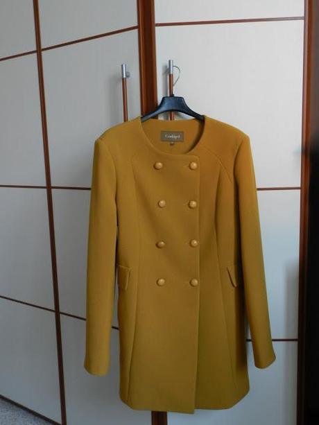 My new mustard coat -  So cool ! So Conbipel !