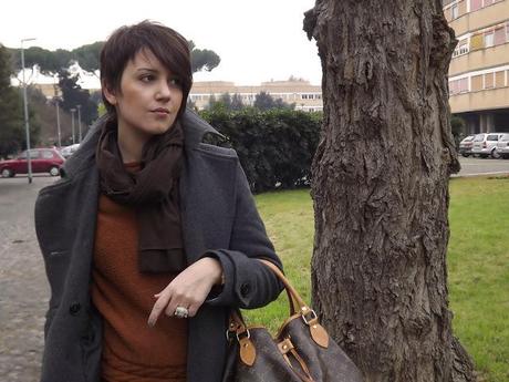 La Ragazza dai Capelli Rossi: Fashion Blogger con forma a Clessidra
