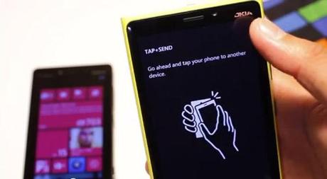 Nokia Lumia 920 Funzione Tap To Send Tutte le istruzioni su come funziona video