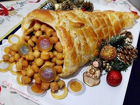 Struffoli di Natale in Cornucopia di Sfoglia