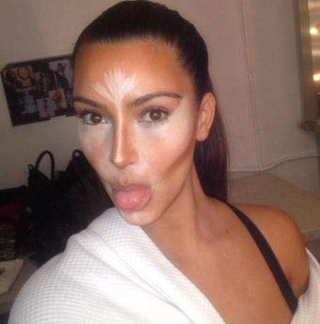 Kim-Kardashian-Makeup-Try-This-At-Home-Instagram-491x498