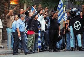 Alba dorata in Grecia organizza ronde contro i clandestini.... ma non solo