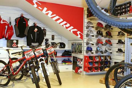 Specialized Concept Store Andreis