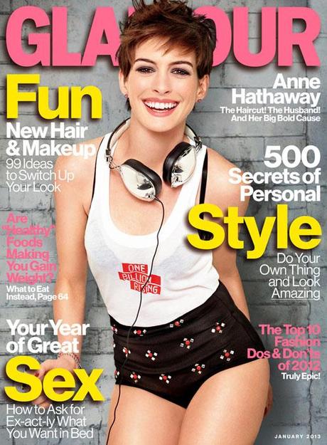 Anne Hathaway radiosa sulla cover di Glamour Us