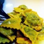 Agnolotti del Plin con olio di nocciola