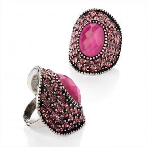 PAZA RIEMPE LE CALZE DI GIOIELLI E DI FELICITà PAZA RIEMPE LE CALZE DI GIOIELLI E DI FELICITà