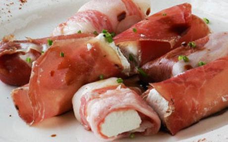 Involtini di prosciutto e formaggio