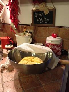 La ricetta dei Lussebullar , le briochine speziate La ricetta dei Lussebullar , le briochine speziate