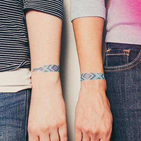 Tattly: quando il braccialetto dell'amicizia diventa un tattoo