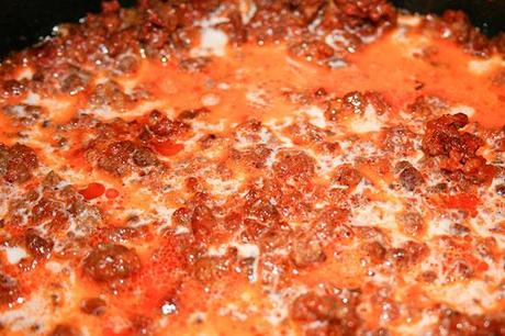 Ragù alla bolognese, vietatissimo sugli spaghetti! bolognese15-580