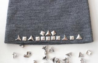 beanie with studs DIY: Do It Yourself // Papalina Borchiata