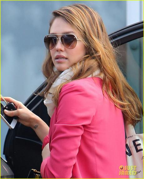 Jessica Alba gets back to work in Spring Fashion