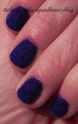 MUA - Frrrr frrrr...Fur- Effect Nails colore Fluffy Bobbin...il mio peluche! MUA - Frrrr frrrr...Fur- Effect Nails colore Fluffy Bobbin...il mio peluche!