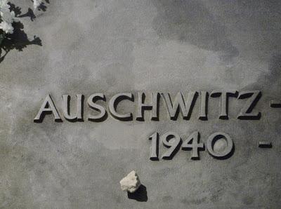 Oggi come allora, anzi di più. Oggi come allora, anzi di più.