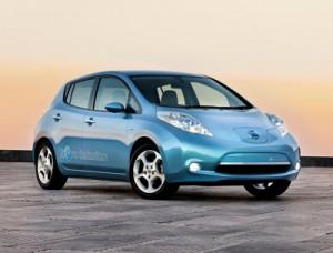 Nissan Leaf elettrica Nissan Leaf elettrica, l’auto verde come una foglia