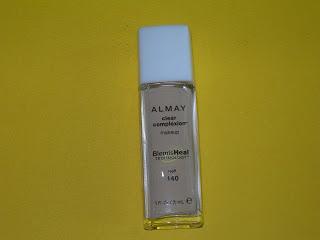 Review: Almay Clear Complexion BlemisHeal Technology Foundation n. 140 Buff