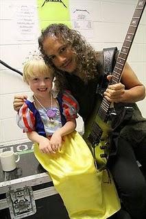 Metallica - Kirk Hammett, risolto l'incidente con la bimba al loro concerto australiano (video)