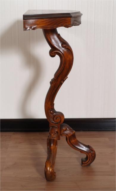 Console barocco decorata myArtistic: il legno da materiale a elemento decorativo... Console barocco decorata myArtistic: il legno da materiale a elemento decorativo...