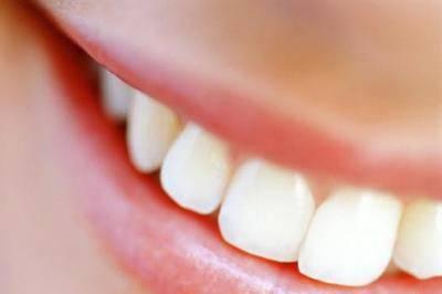Denti naturalmente più bianchi!!