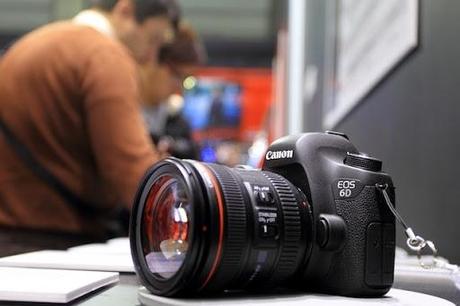 Solo 40 minuti per assemblare e imballare una Canon 6D canon-6d-terapixel.jpg