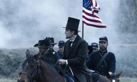 Lincoln: il perfetto film accademico che può piacere solo ai giurati degli Academy