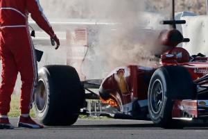 Rottura del cambio per la Ferrari ferrari fiamme jerez