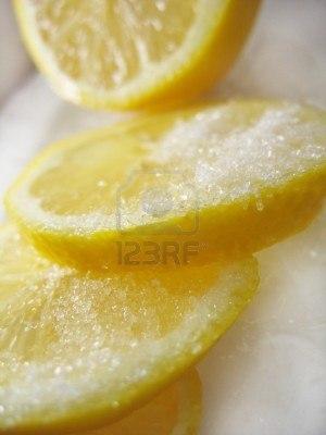 1573119-rondelle-di-limone-con-lo-zucchero