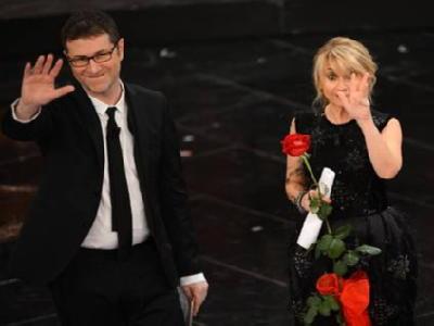 GLI ABITI E I CAPELLI  DELLE DONNE E GLI UOMINI DI SANREMO 2013