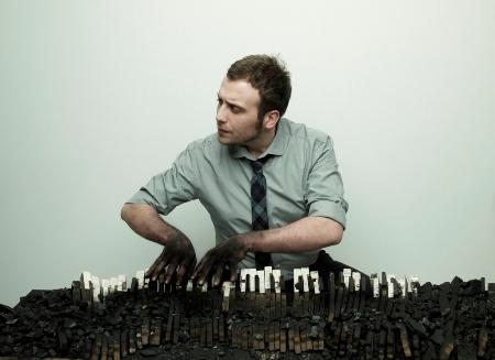 Happy mistake, il nuovo album di Raphael Gualazzi dal 14 febbraio RaphaelGualazzi3 Happy mistake, il nuovo album di Raphael Gualazzi dal 14 febbraio