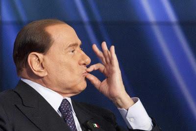 Magistrati felloni. La reprimenda di Berlusconi sulle toghe rosse. E Avellino ride sull'ultima storia di corna con Silvio protagonista.