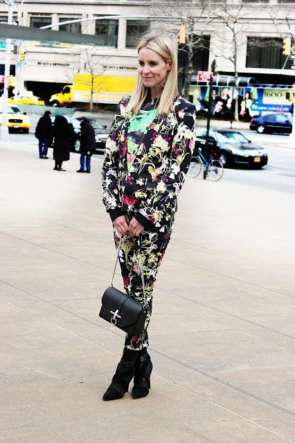New York Fashion Week Street Style : Printed Suits