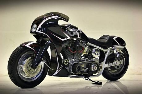 Harley Dyna FXR by Studio Motor