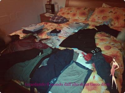 4 ragazze anticrisi: il mercatino delle amiche 4 ragazze anticrisi: il mercatino delle amiche