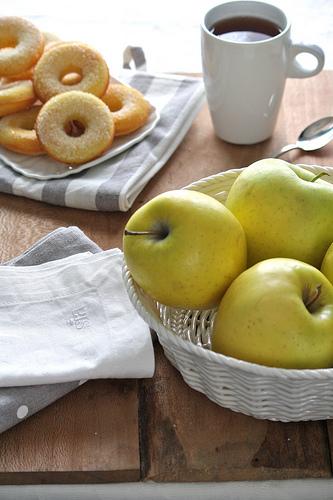 Ciambelle alle mele e zenzero fresco IMG_6257