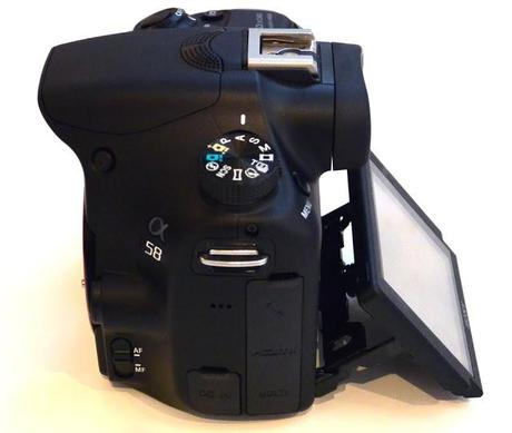 Sony batte sul tempo: presentate la SLT A58 e la NEX-3N sony-a58-05-terapixel.jpg