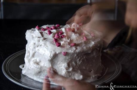 Red velvet cake con glassa allo sciroppo di mele cotogne - Red Velvet Cake with quince's syrup frosting