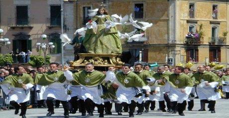 Pasqua in Italia: tanti gli appuntamenti all’insegna della tradizione