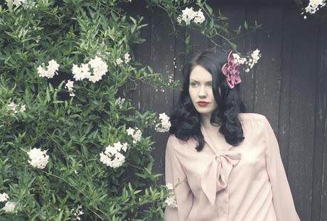 Bows: on headbands Bows: on headbands