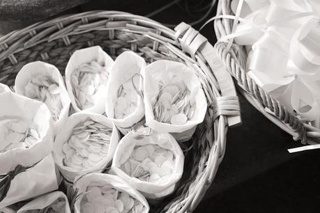 Matrimonio civile simply chic: colore viola per la sposa 1 (15)