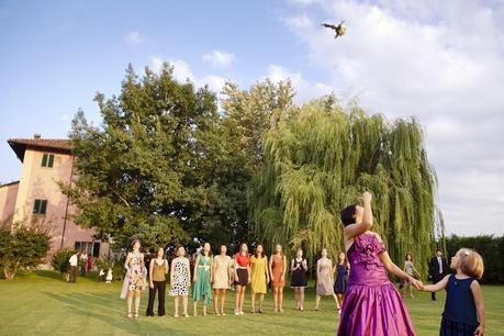 Matrimonio civile simply chic: colore viola per la sposa 1 (33)