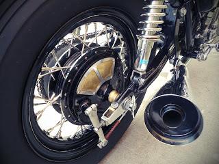 Custom Honda CB750 on vintage Shinko tyres